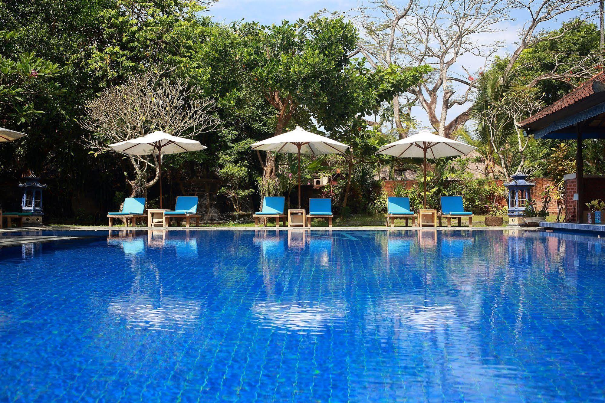Laghawa Beach Hotel Sanur  Bagian luar foto