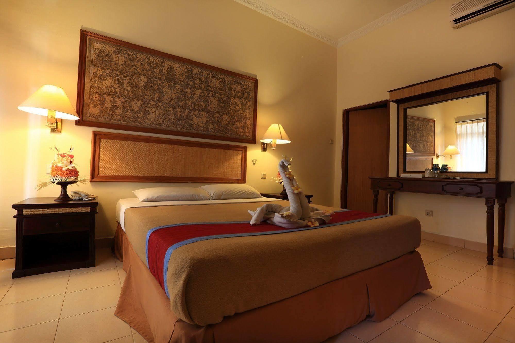 Laghawa Beach Hotel Sanur  Bagian luar foto