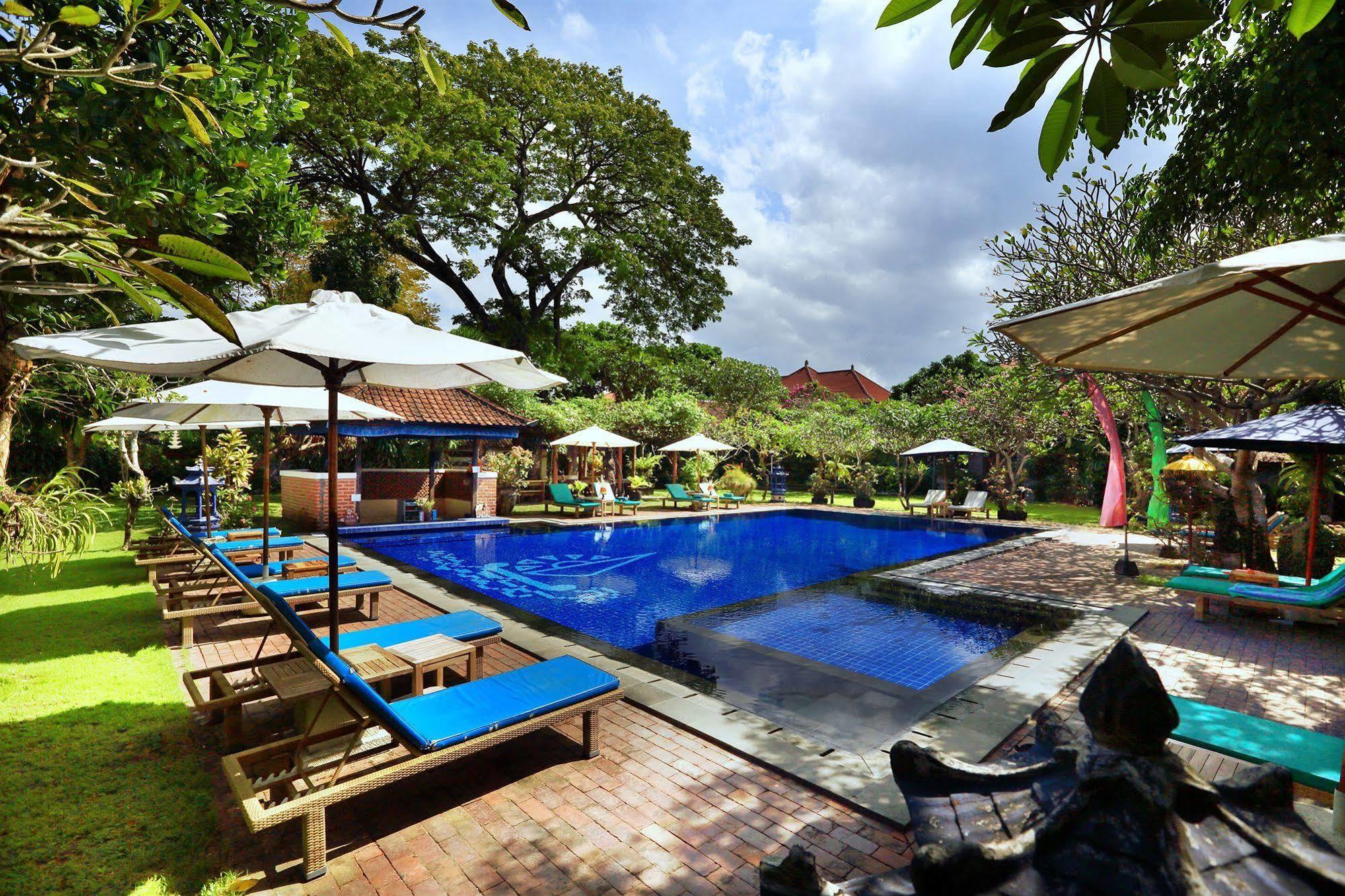 Laghawa Beach Hotel Sanur  Bagian luar foto