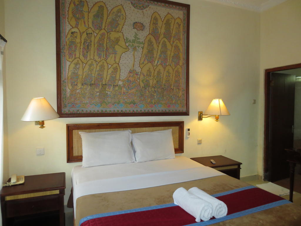 Laghawa Beach Hotel Sanur  Bagian luar foto