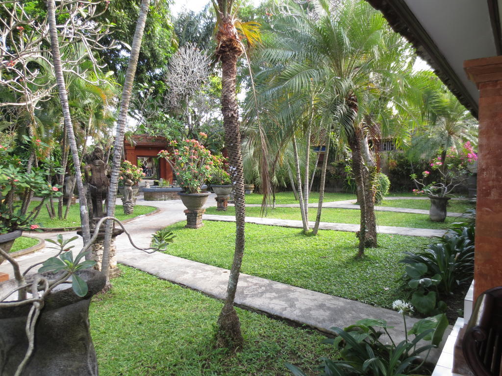 Laghawa Beach Hotel Sanur  Bagian luar foto